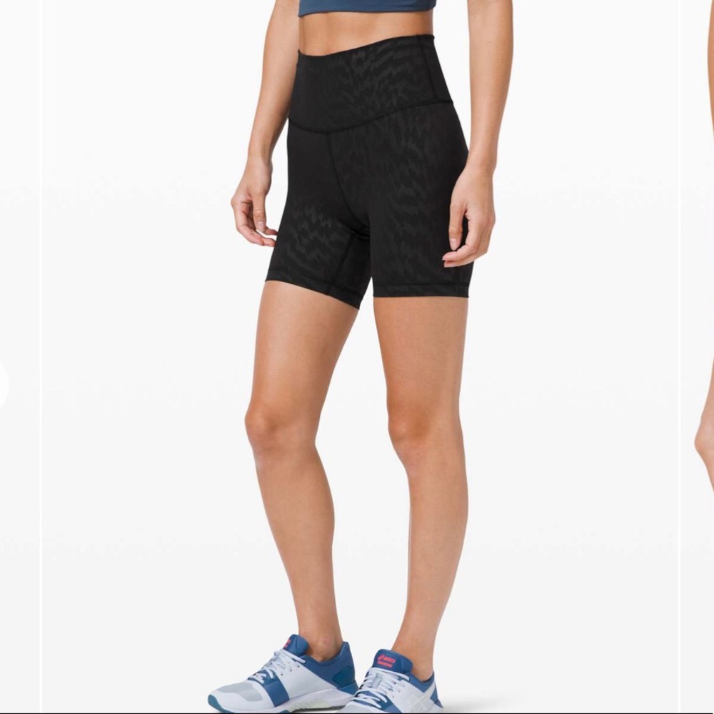NWOT Lululemon Wunder Train High-Rise Short 6" Voltage Mini Emboss Black